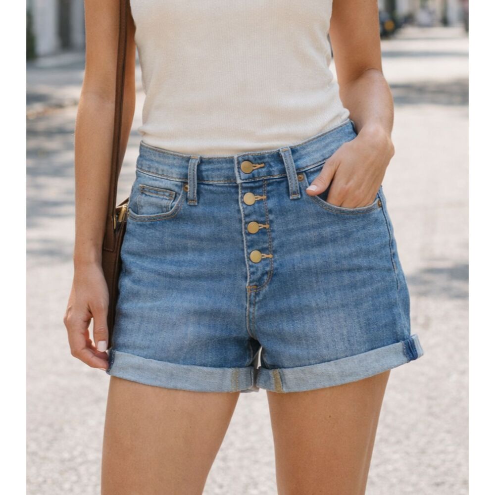 Universal Thread Denim Jean Shorts Size 6 / 28 Button Fly Cuffed Blue Casual